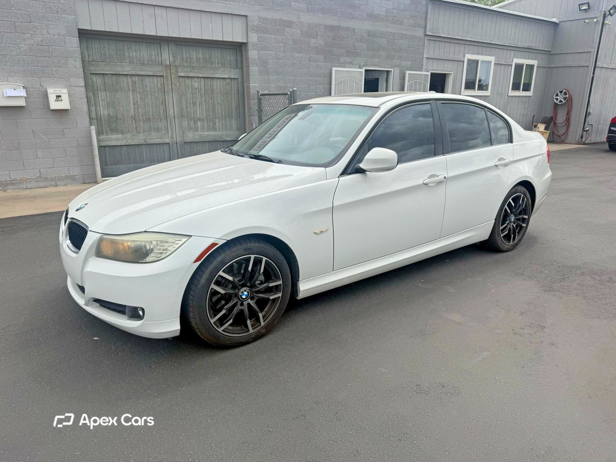 BMW Series 3 2011