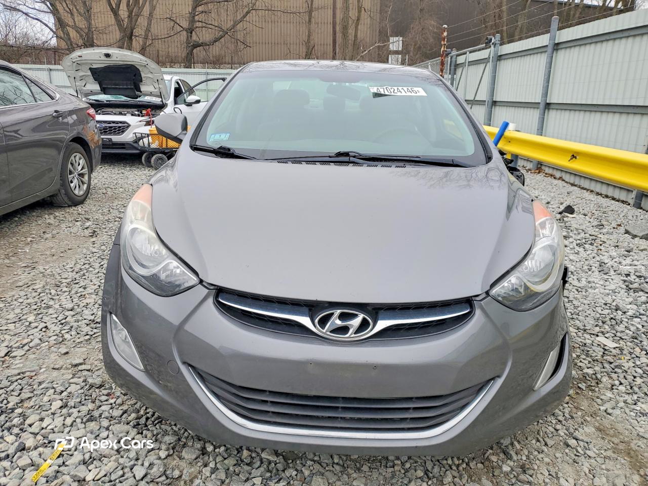 Hyundai Elantra 2013