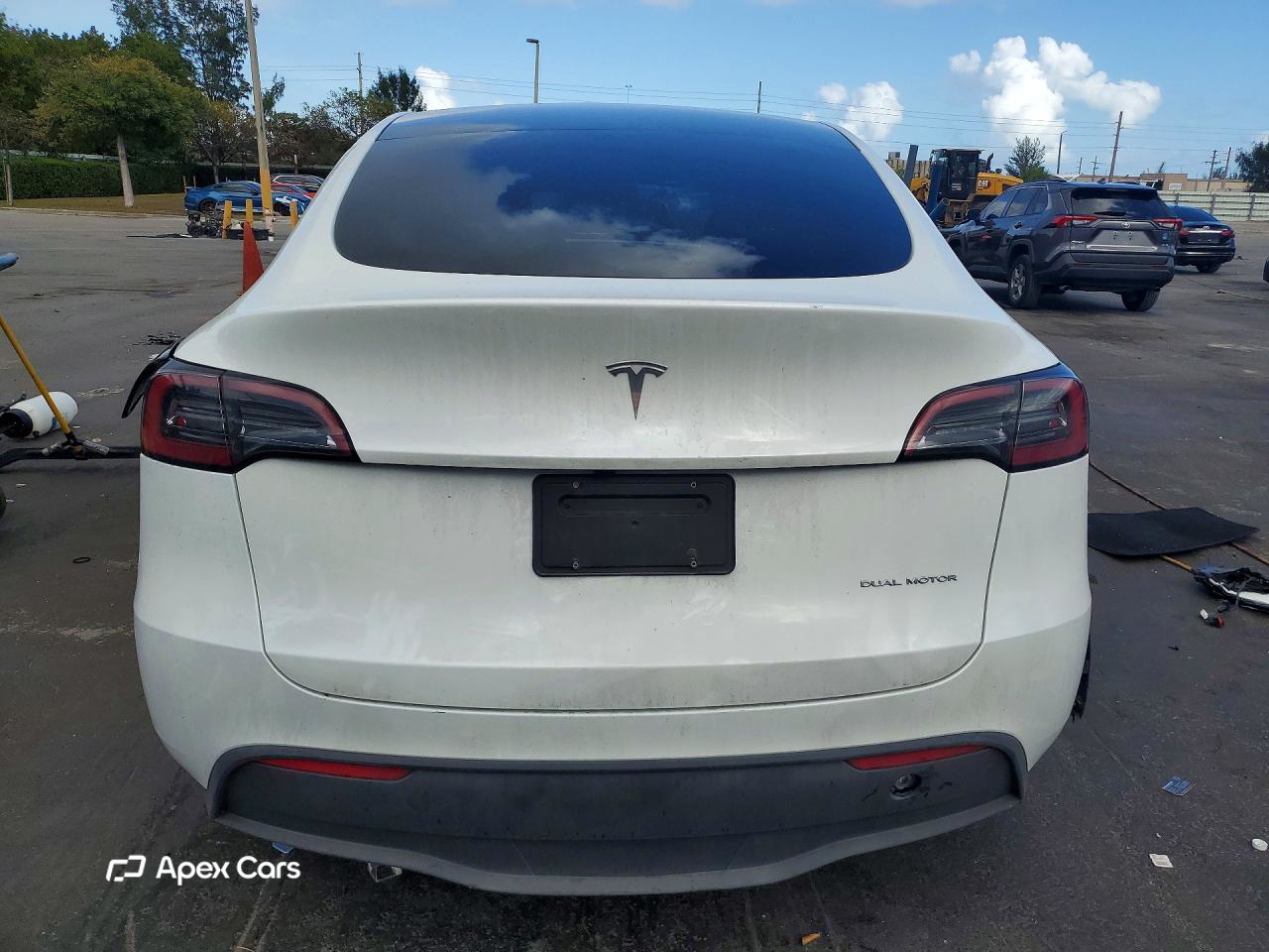 Tesla Model Y 2023
