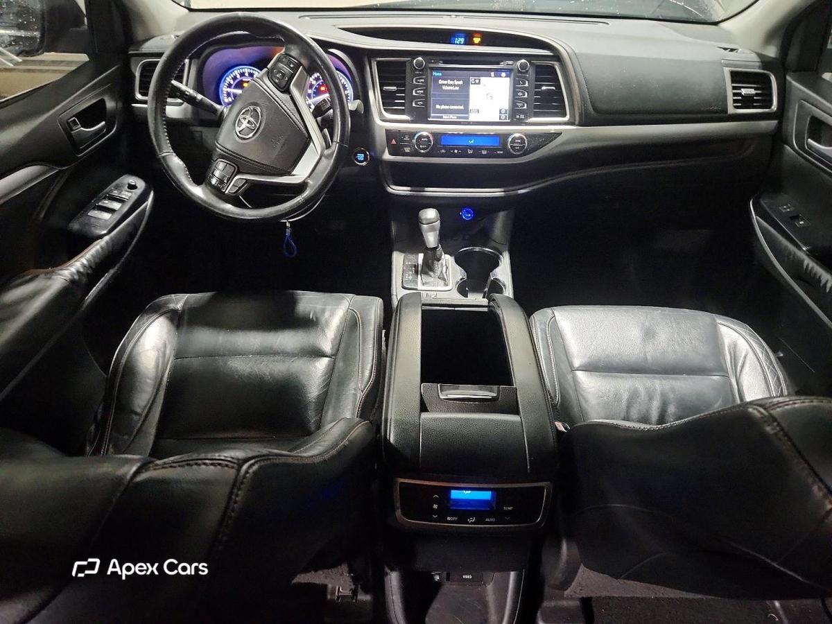 Toyota Highlander 2015