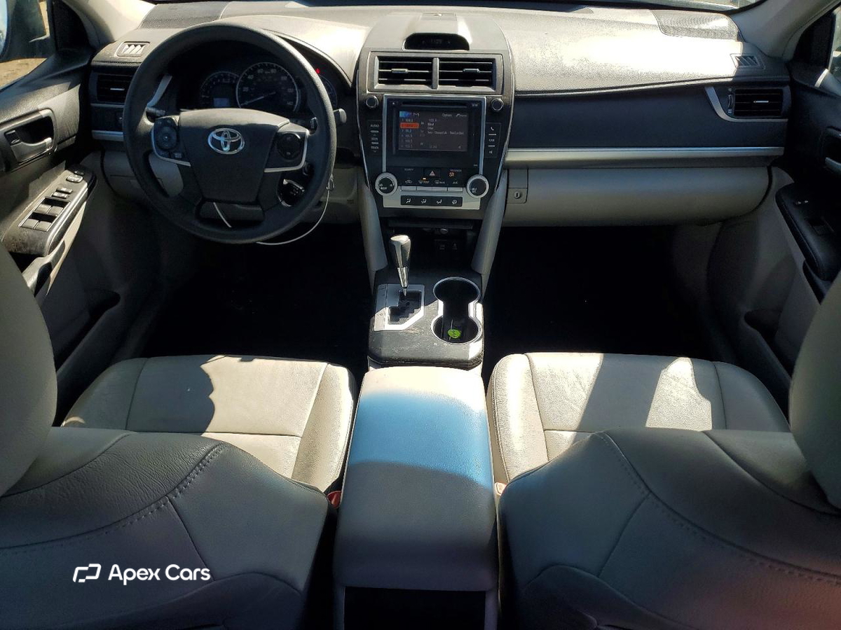 Toyota Camry 2012