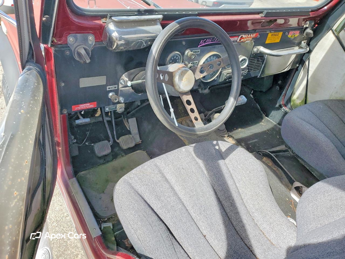 Jeep CJ 1977