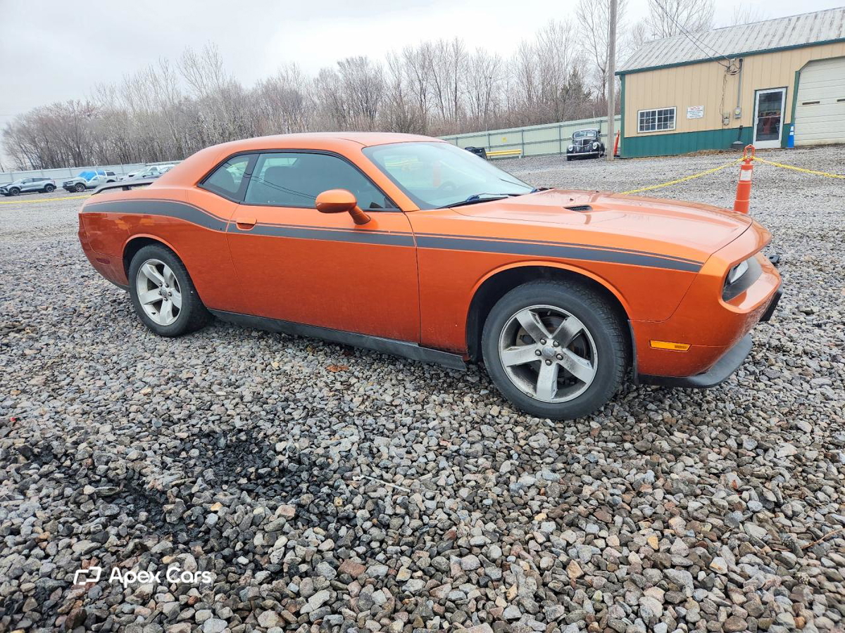 Dodge Challenger 2011