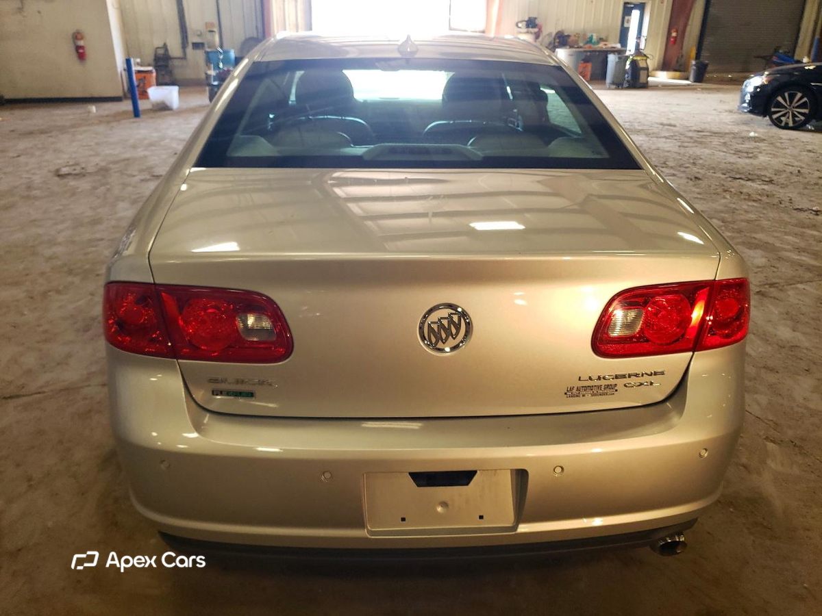 Buick Lucerne 2011