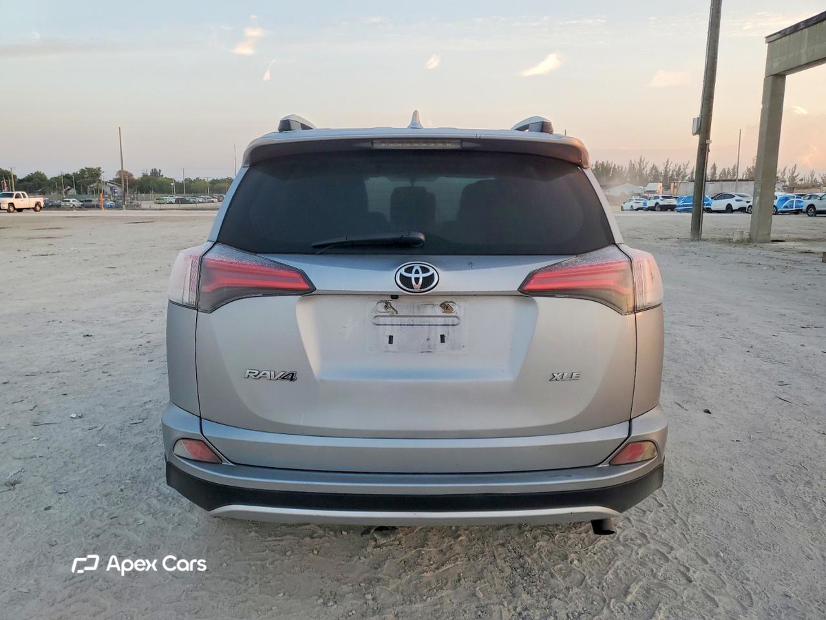 Toyota RAV 4 2016