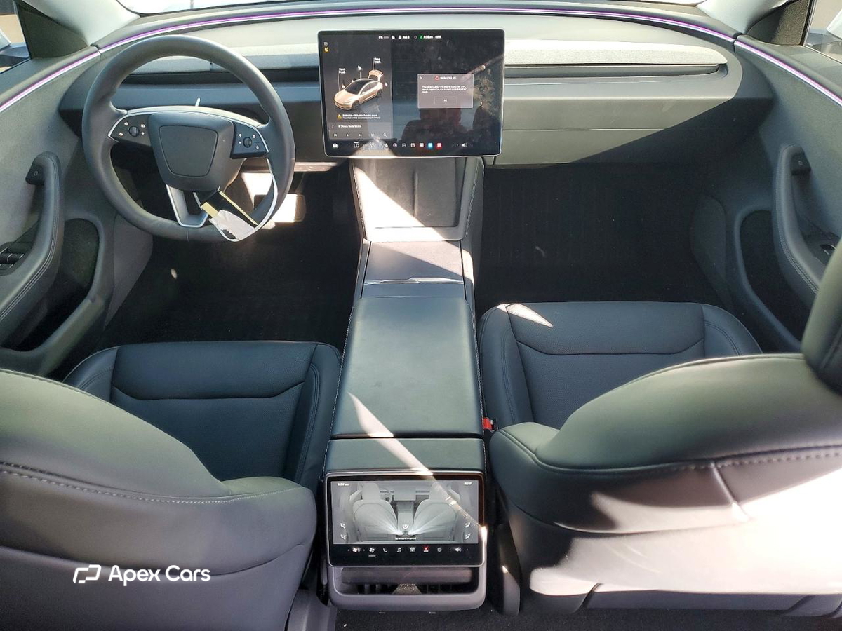 Tesla Model 3 2025