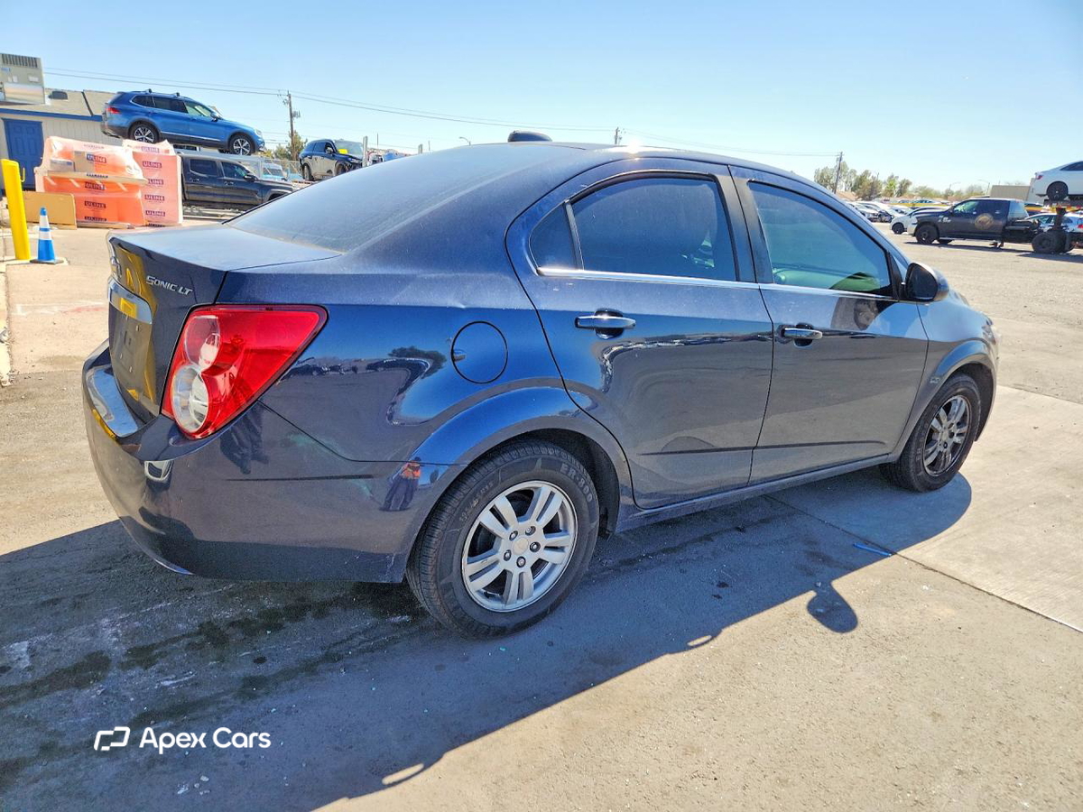 Chevrolet Sonic 2016