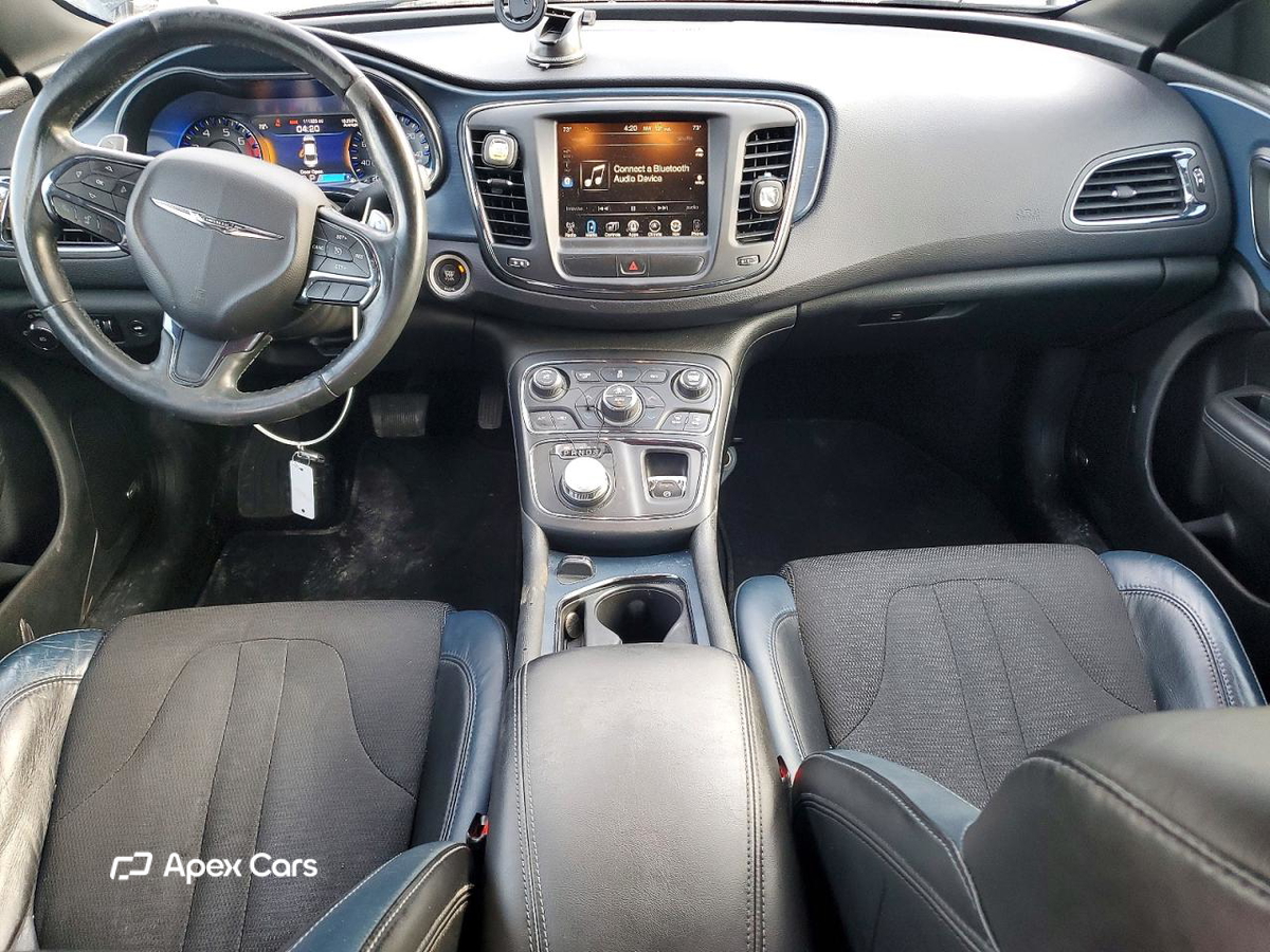 Chrysler 200 2015