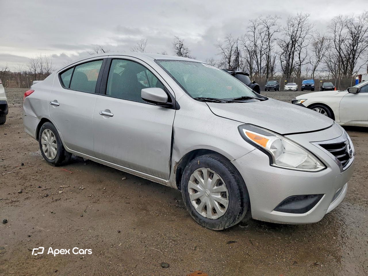 Nissan Versa 2017