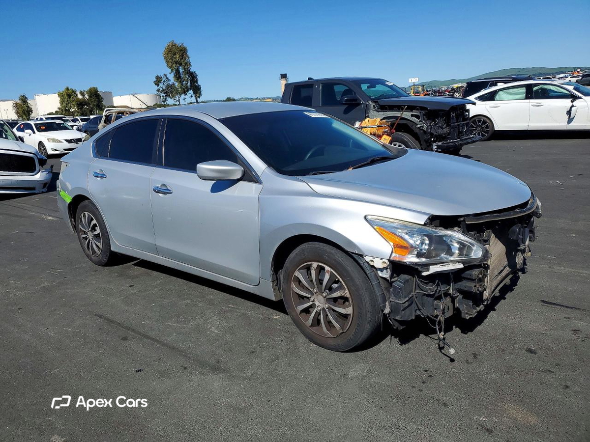 Nissan Altima 2015