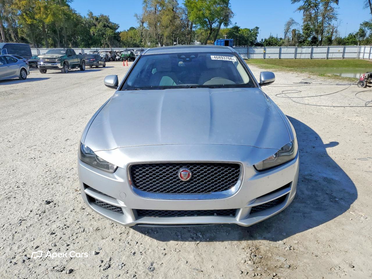 Jaguar XE 2017