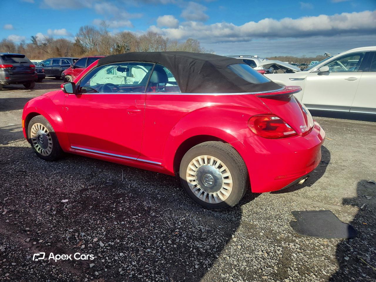Volkswagen Beetle 2014