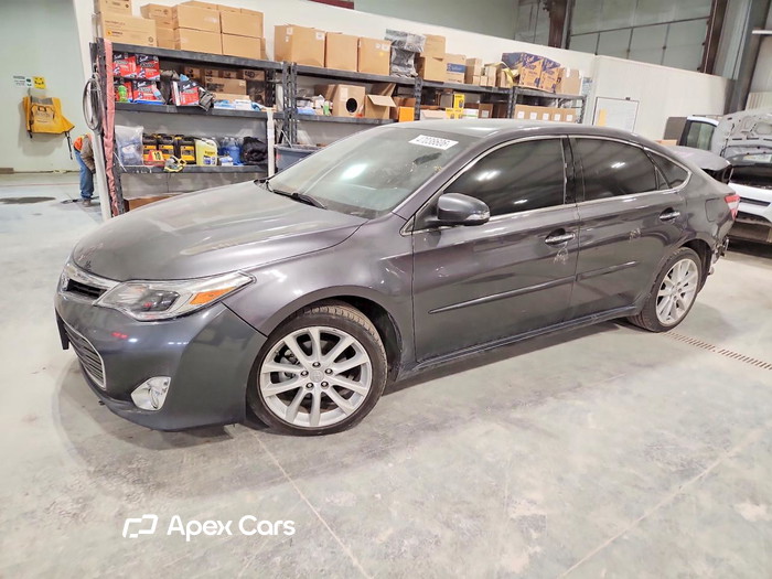 2015 Toyota Avalon - Image 1 of 5