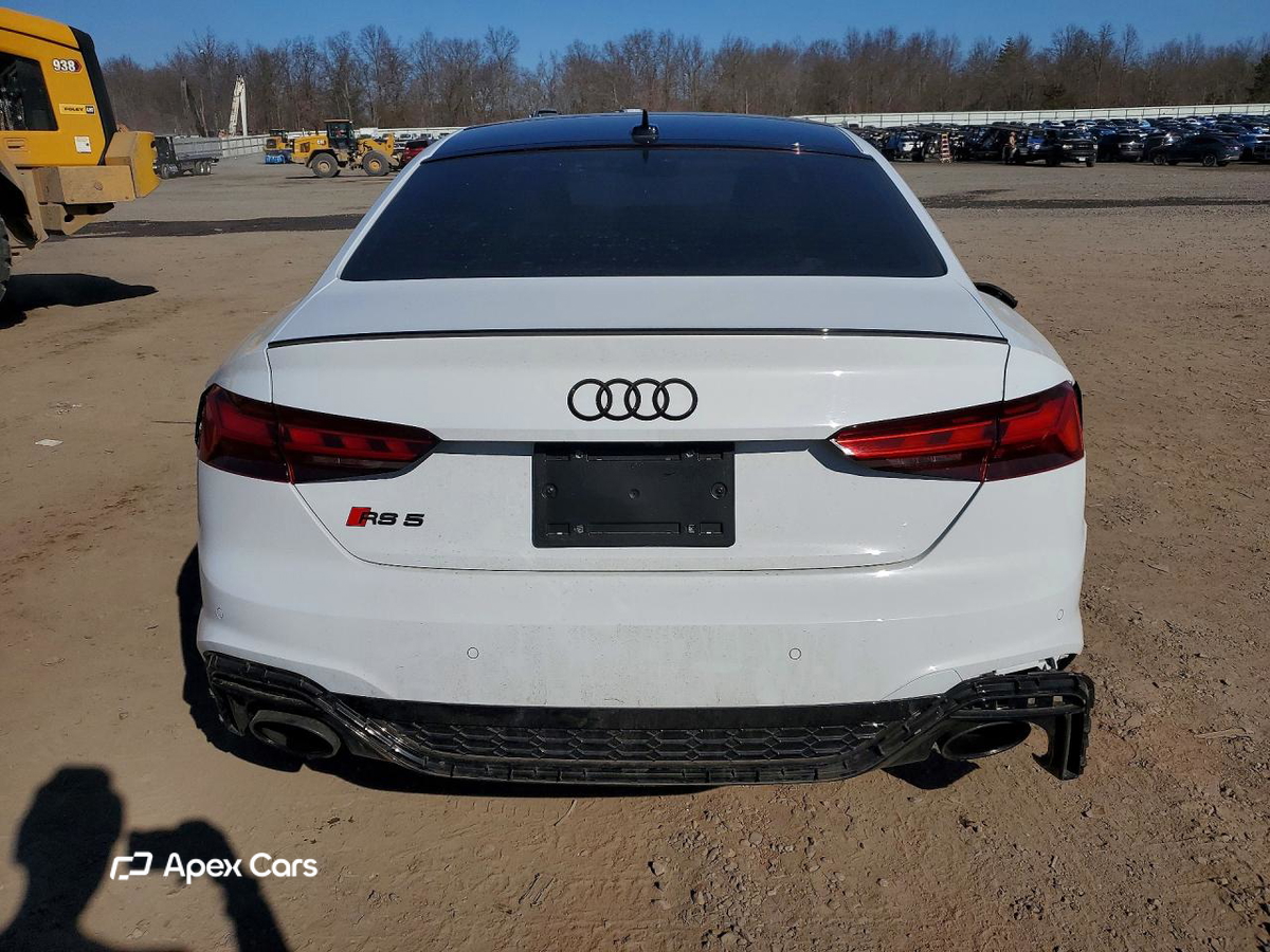 Audi RS5 2021