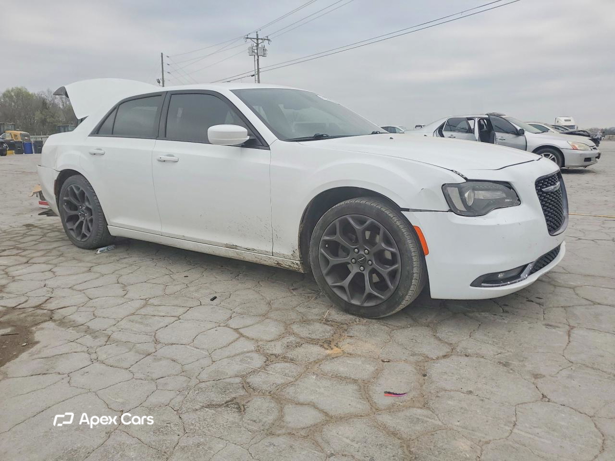Chrysler 300 2016