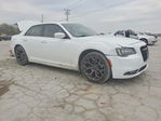 Chrysler 300 2016