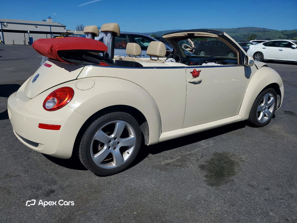 Volkswagen Beetle 2006
