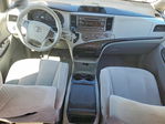 Toyota Sienna 2012