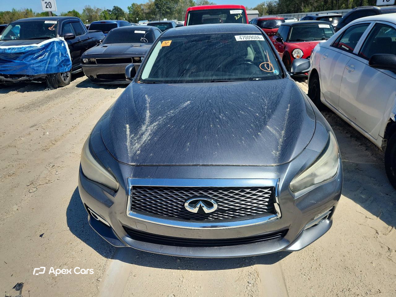 Infiniti Q50 2014