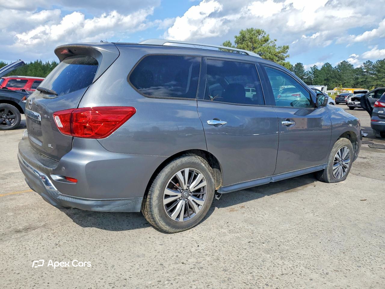 Nissan Pathfinder 2018
