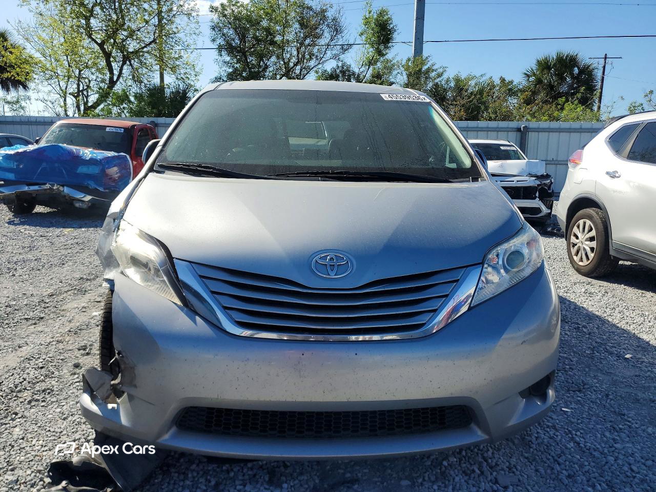 Toyota Sienna 2016