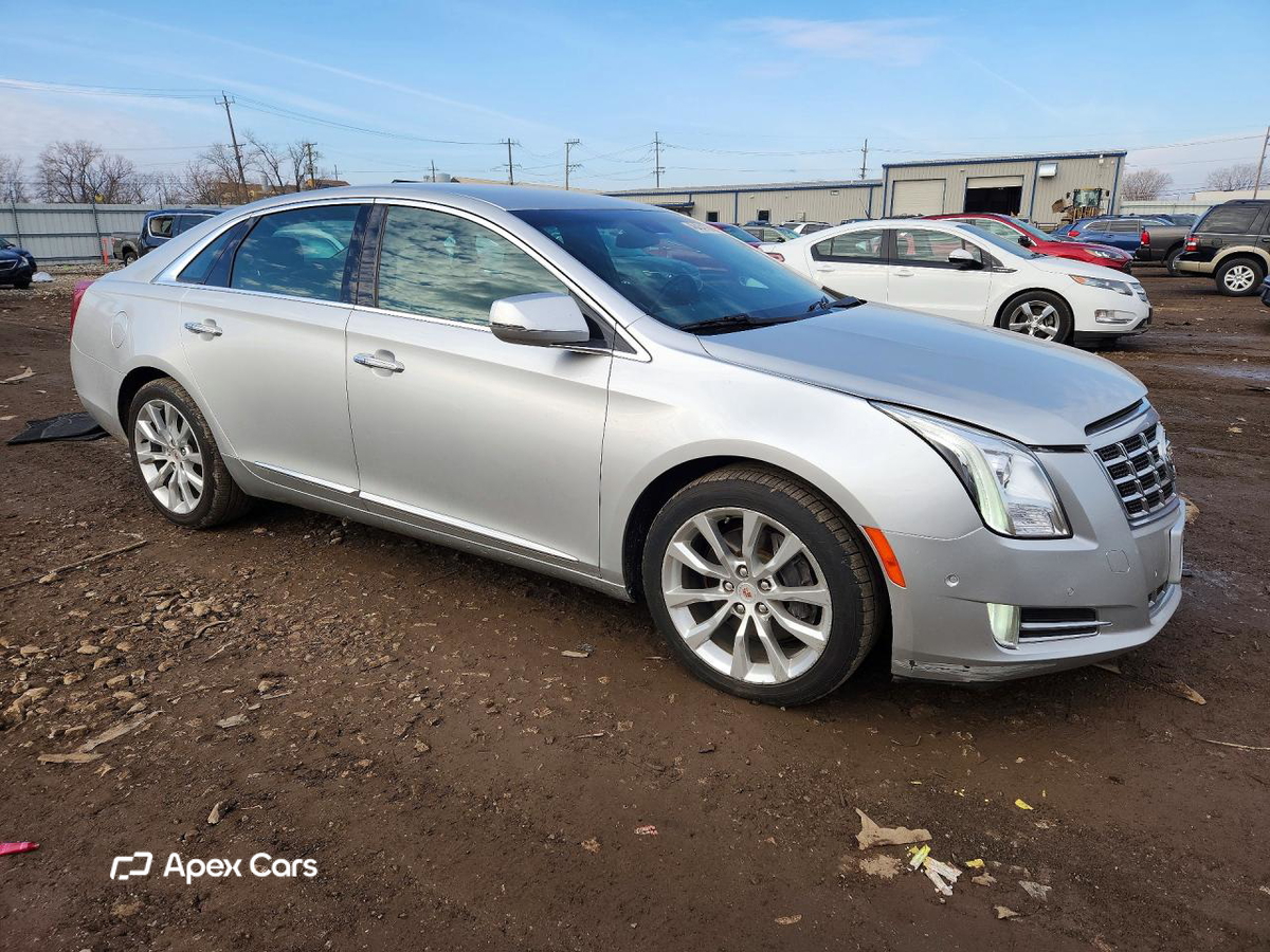 Cadillac XTS 2015
