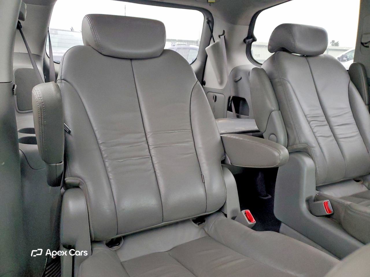 Kia Sedona 2008