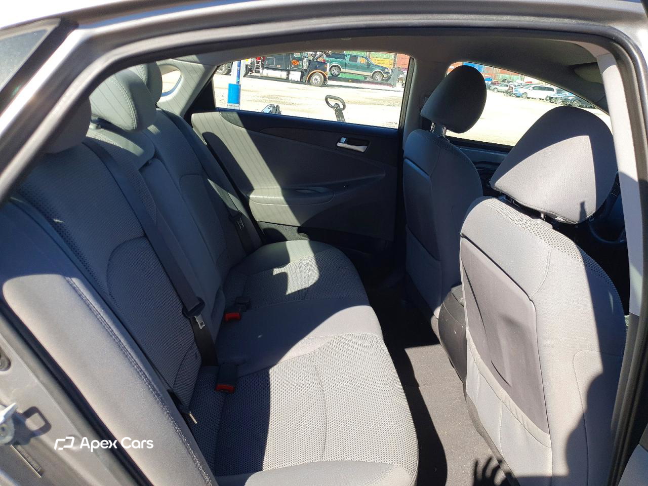 Hyundai Sonata 2013