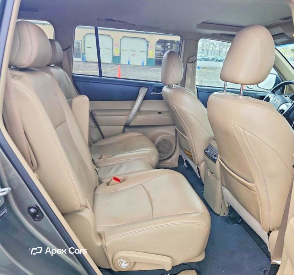 Toyota Highlander 2013