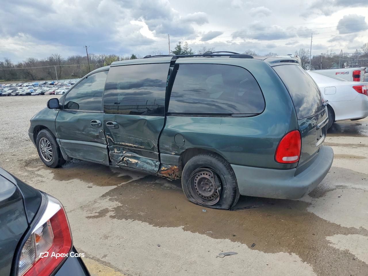 Plymouth Voyager 2000