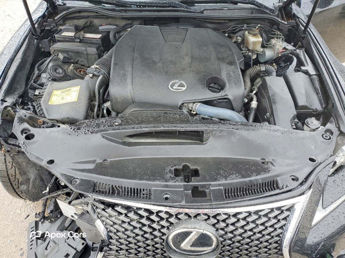Lexus IS 2015