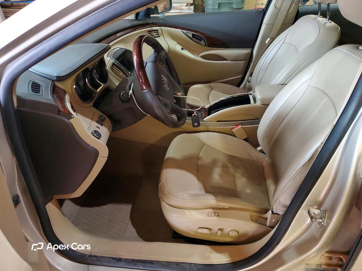 Buick LaCrosse 2012