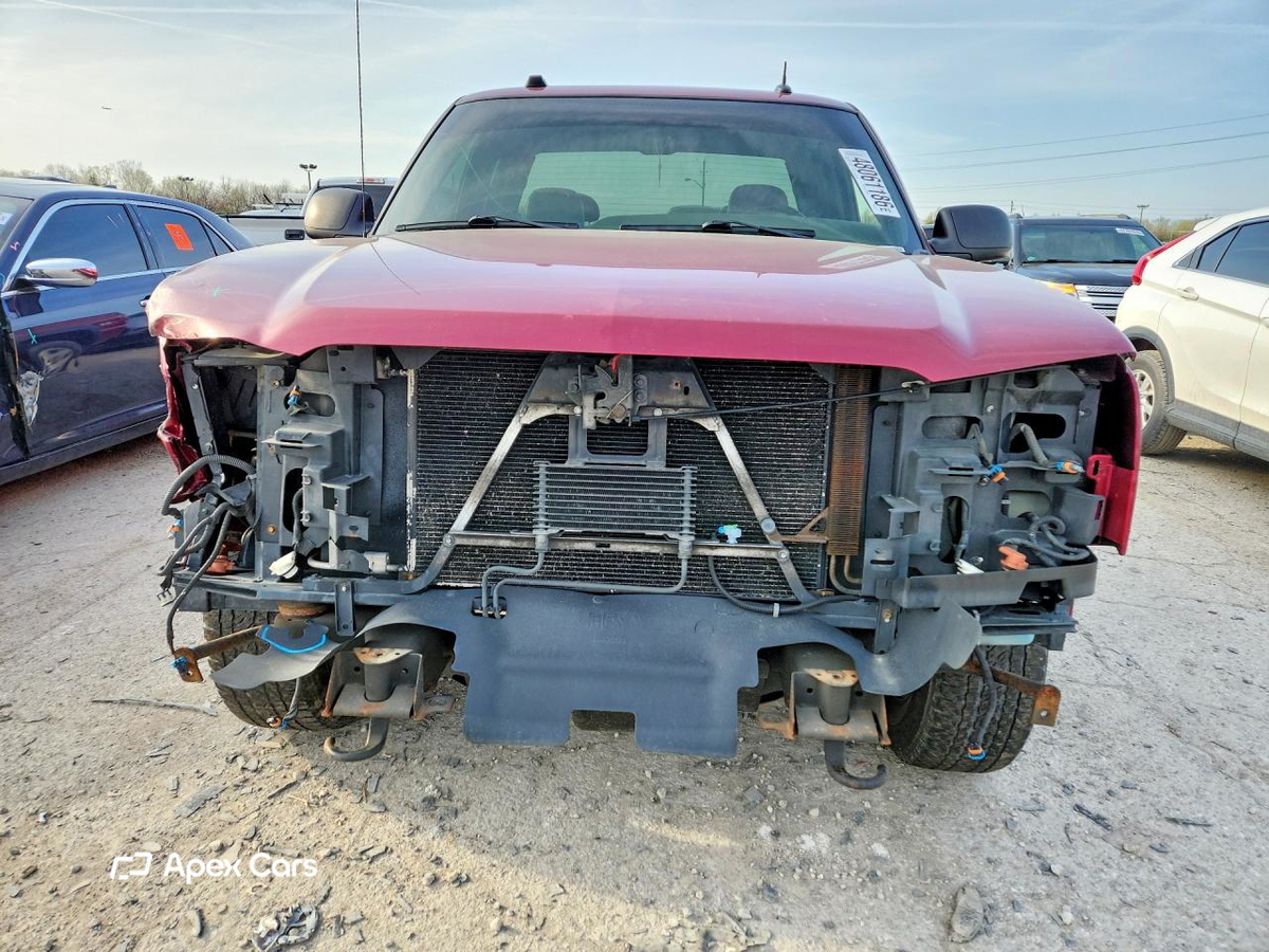 Chevrolet Silverado 2004