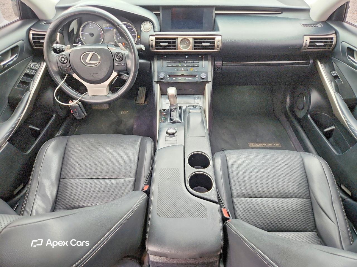Lexus IS 2014
