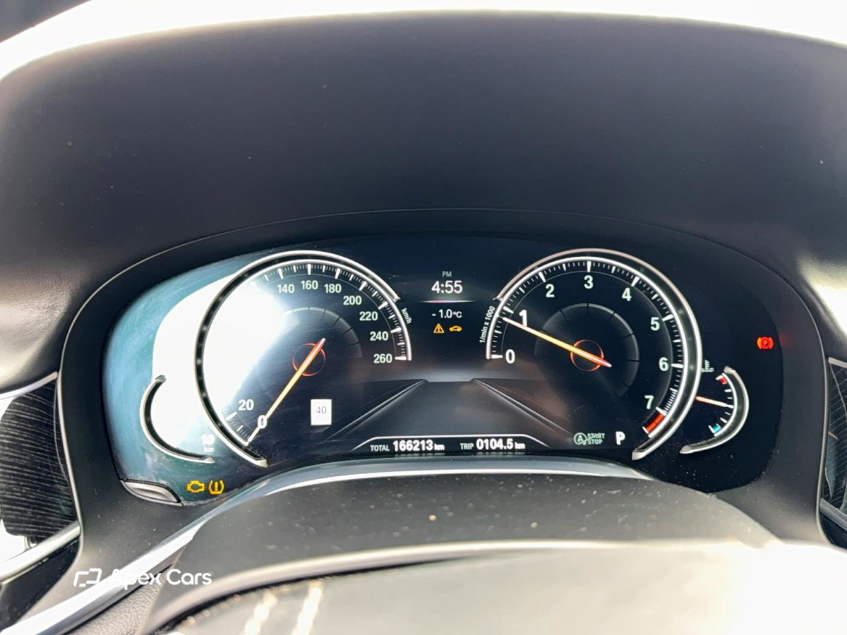 BMW Series 7 2016