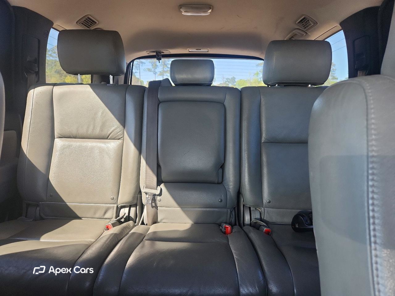 Toyota Sequoia 2010