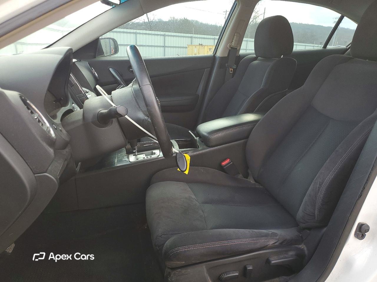 Nissan Maxima 2014