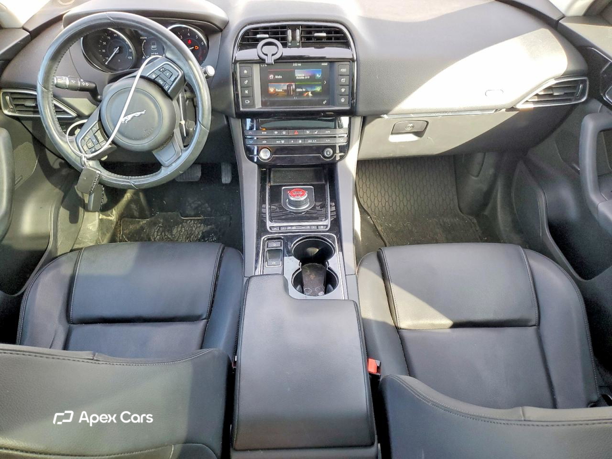 Jaguar F-Pace 2017