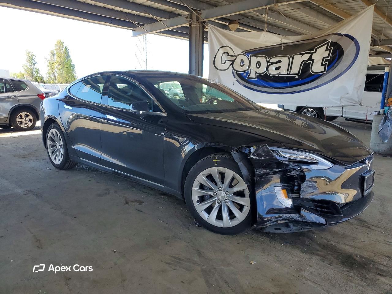 Tesla Model S 2016
