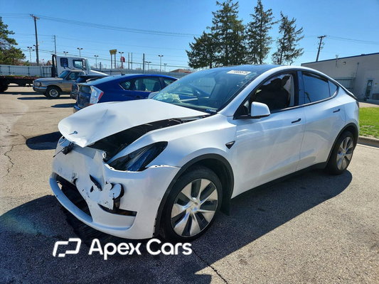 Tesla Model Y 2022 - Image 1 of 13