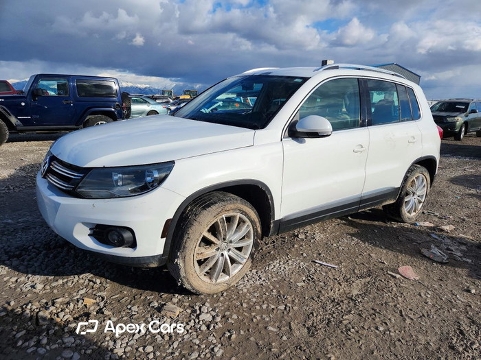2013 Volkswagen Tiguan - Image 1 of 5