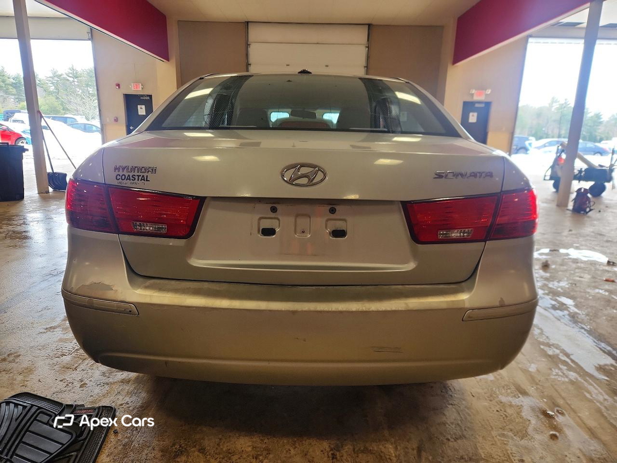 Hyundai Sonata 2010