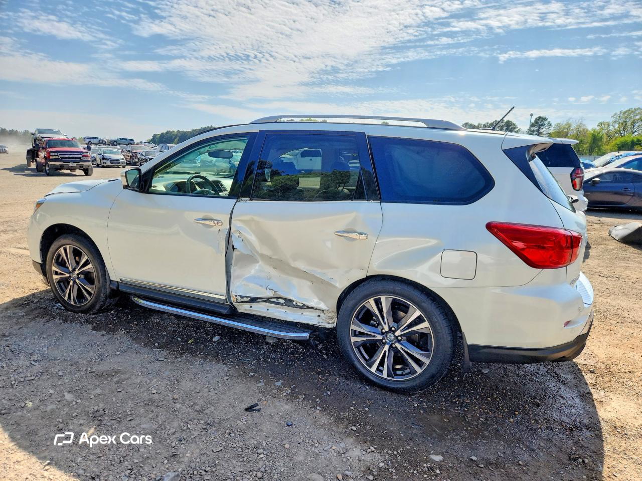 Nissan Pathfinder 2018