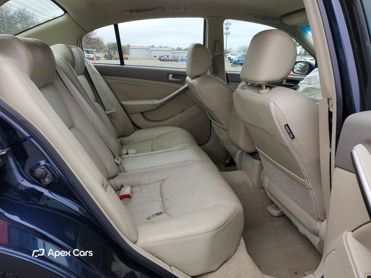 Infiniti G 2004