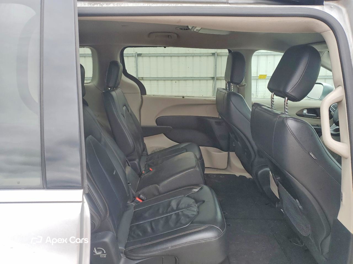 Chrysler Pacifica 2017
