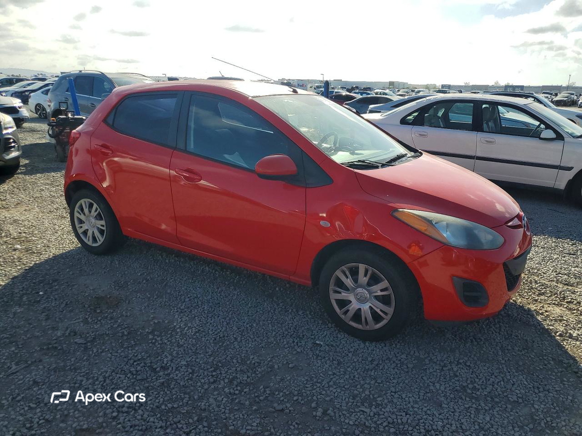 Mazda 2 2014