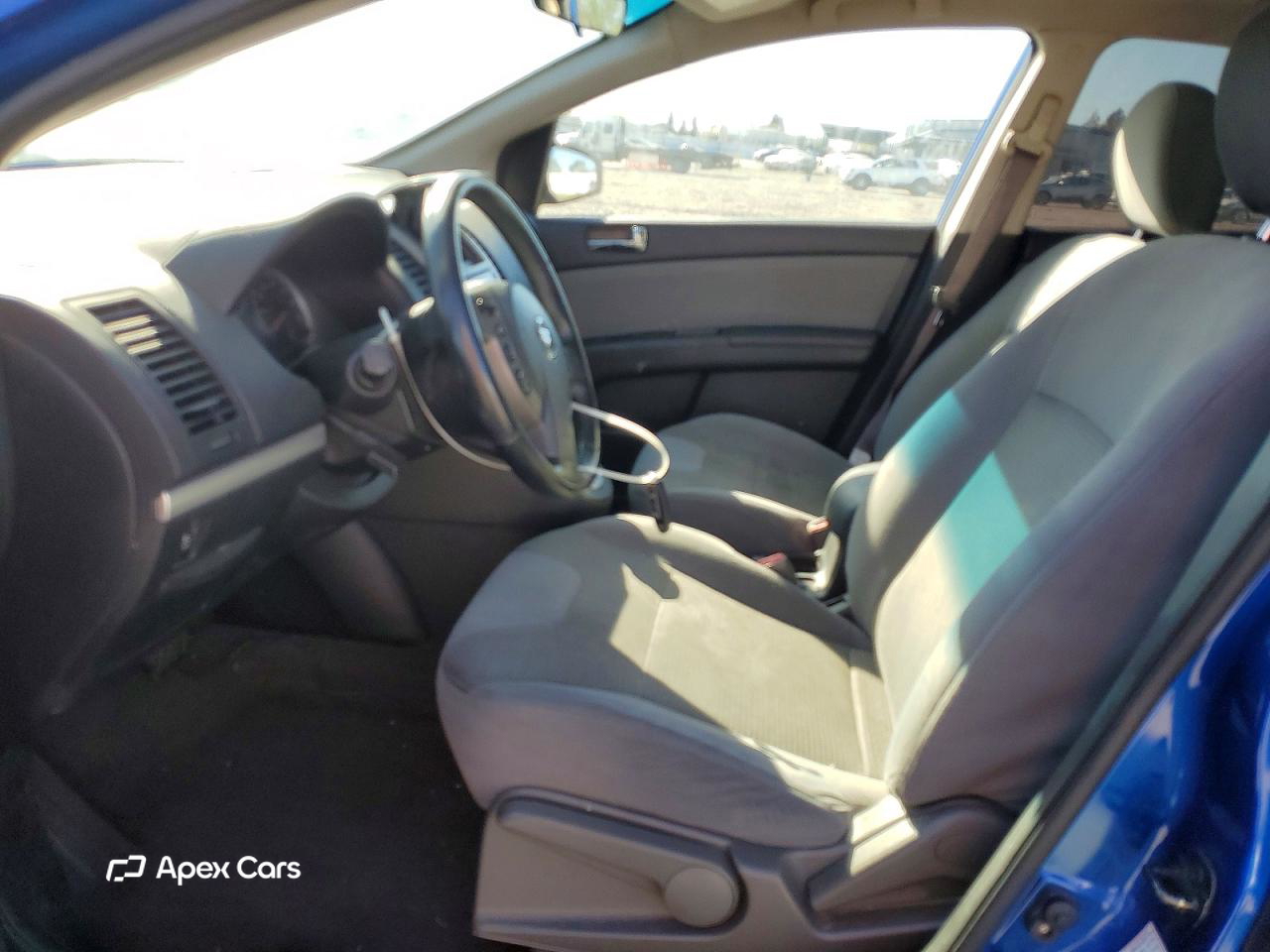 Nissan Sentra 2012