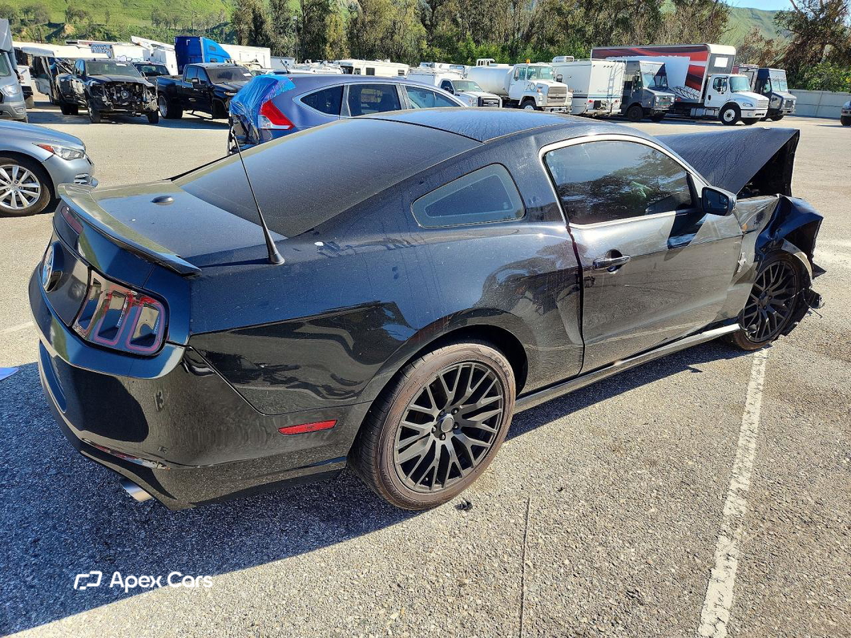 Ford Mustang 2013