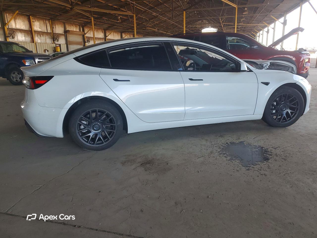 Tesla Model 3 2024