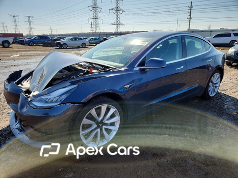 Tesla Model 3 2020 - Image 1 of 12